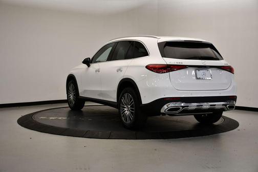 2026 Mercedes-Benz GLC 300 4MATIC