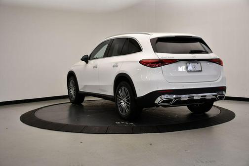 2026 Mercedes-Benz GLC 300 4MATIC