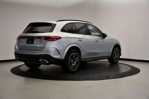 2026 Mercedes-Benz GLC 300 4MATIC