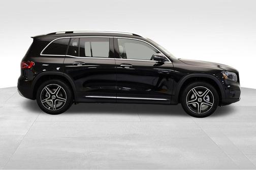 2026 Mercedes-Benz GLB 250 4MATIC