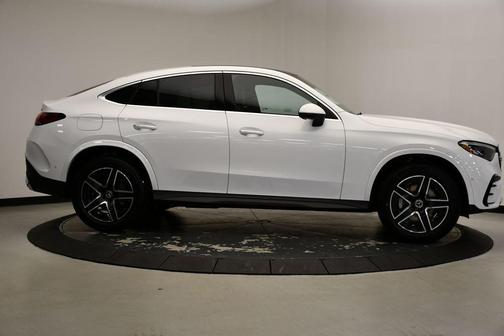 2025 Mercedes-Benz GLC 300 4MATIC Coupe