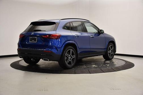 2025 Mercedes-Benz GLA 250 4MATIC