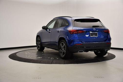 2025 Mercedes-Benz GLA 250 4MATIC