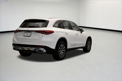 2026 Mercedes-Benz GLC 300 4MATIC