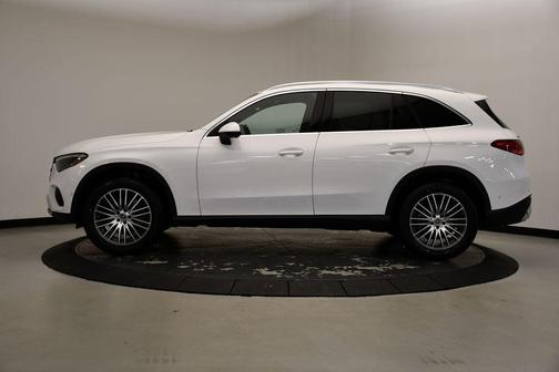 2025 Mercedes-Benz GLC 300 4MATIC