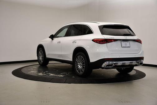 2025 Mercedes-Benz GLC 300 4MATIC