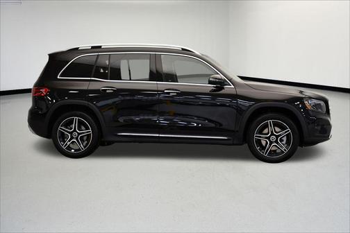 2026 Mercedes-Benz GLB 250 4MATIC