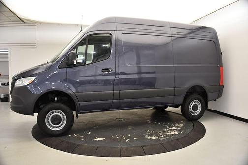 2025 Mercedes-Benz Sprinter 2500 Standard Roof