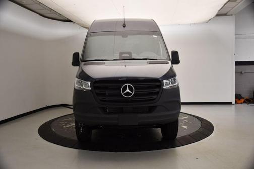 2025 Mercedes-Benz Sprinter 2500 Standard Roof