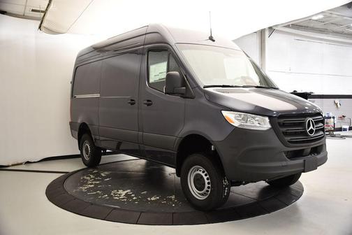 2025 Mercedes-Benz Sprinter 2500 Standard Roof
