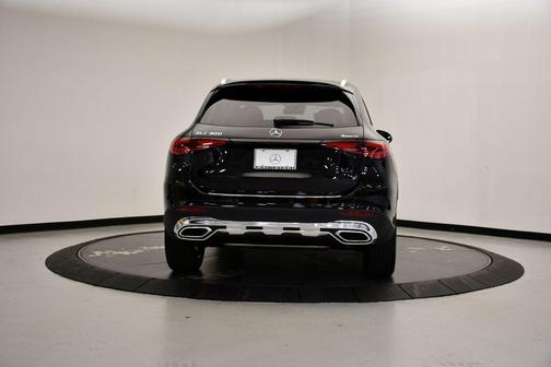 2026 Mercedes-Benz GLC 300 4MATIC