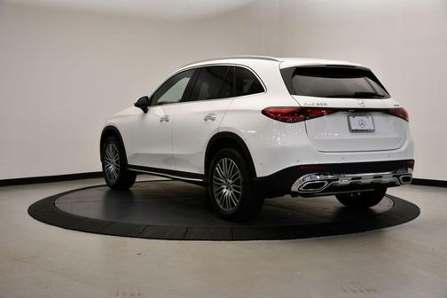 2025 Mercedes-Benz GLC 300 4MATIC
