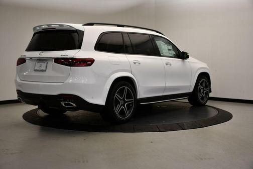 2026 Mercedes-Benz GLS 450 4MATIC