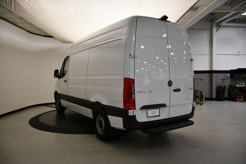 2025 Mercedes-Benz Sprinter 2500 Standard Roof