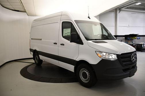2025 Mercedes-Benz Sprinter 2500 Standard Roof