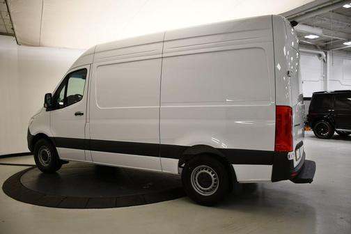 2025 Mercedes-Benz Sprinter 2500 Standard Roof