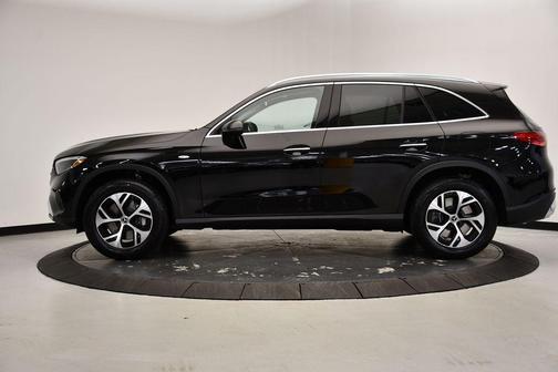 2025 Mercedes-Benz GLC 350e Base