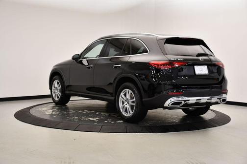 2025 Mercedes-Benz GLC 300 4MATIC