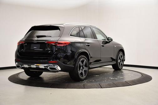 2025 Mercedes-Benz GLC 350e Base