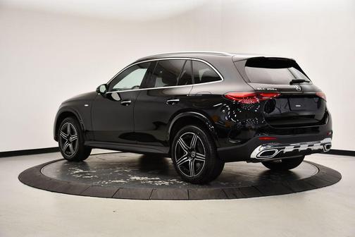 2025 Mercedes-Benz GLC 350e Base