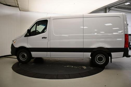 2026 Mercedes-Benz Sprinter 2500 Standard Roof