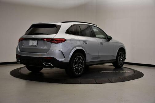 2026 Mercedes-Benz GLC 300 4MATIC
