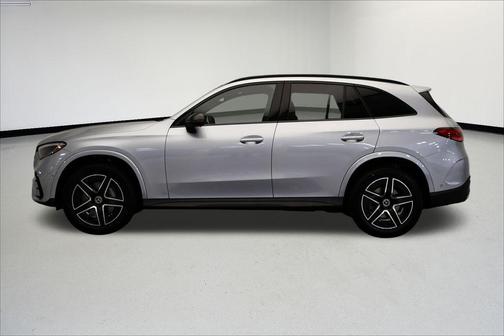 2026 Mercedes-Benz GLC 300 4MATIC