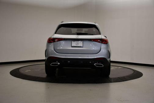 2026 Mercedes-Benz GLC 300 4MATIC