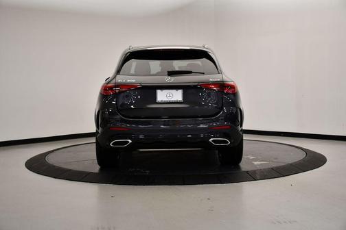 2026 Mercedes-Benz GLC 300 4MATIC