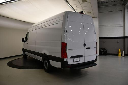 2025 Mercedes-Benz Sprinter 2500 High Roof