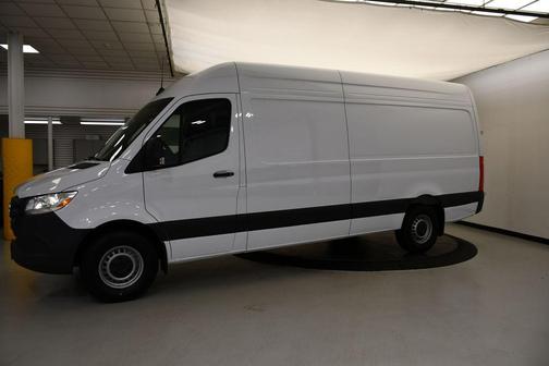 2025 Mercedes-Benz Sprinter 2500 High Roof
