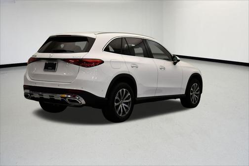 2026 Mercedes-Benz GLC 300 4MATIC