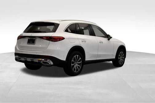 2026 Mercedes-Benz GLC 300 4MATIC