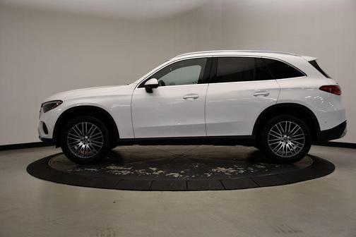 2025 Mercedes-Benz GLC 300 4MATIC