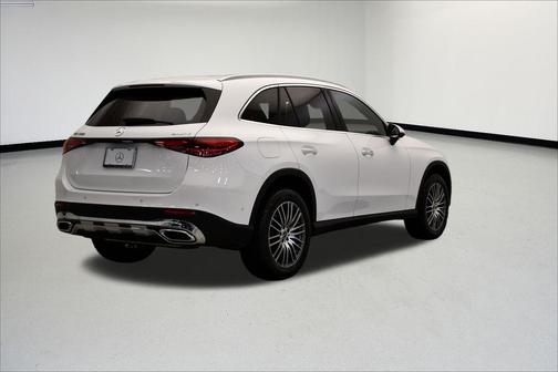 2025 Mercedes-Benz GLC 300 4MATIC