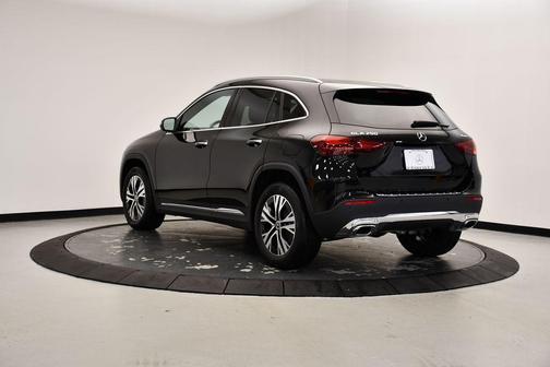 2025 Mercedes-Benz GLA 250 4MATIC
