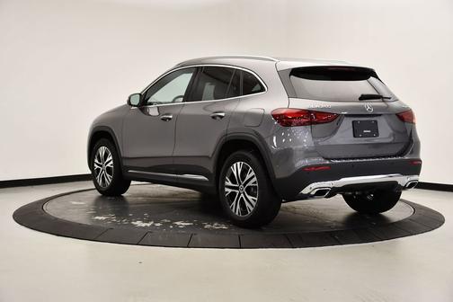 2025 Mercedes-Benz GLA 250