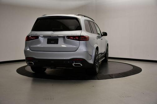 2026 Mercedes-Benz GLS 450 4MATIC
