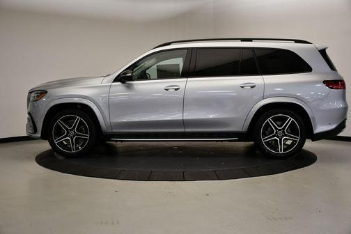 2026 Mercedes-Benz GLS 450 4MATIC