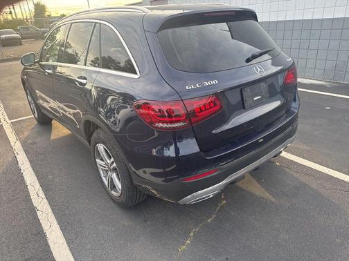 2021 Mercedes-Benz GLC 300 4MATIC