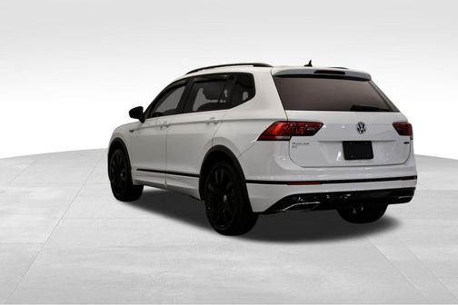 2021 Volkswagen Tiguan 2.0T SE R-Line Black