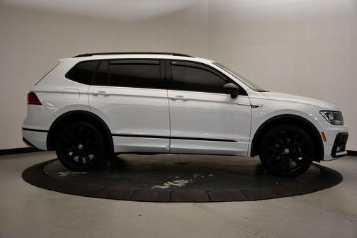 2021 Volkswagen Tiguan 2.0T SE R-Line Black