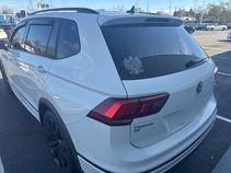 2021 Volkswagen Tiguan 2.0T SE R-Line Black