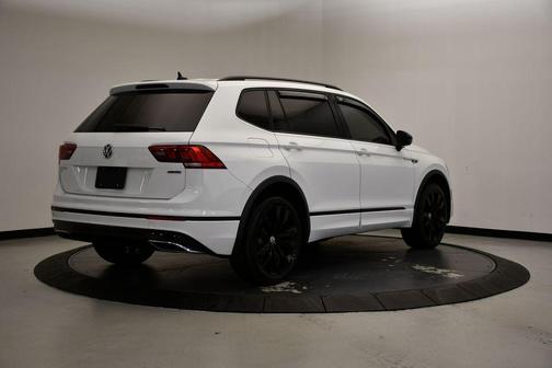 2021 Volkswagen Tiguan 2.0T SE R-Line Black