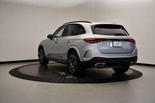 2026 Mercedes-Benz GLC 300 4MATIC