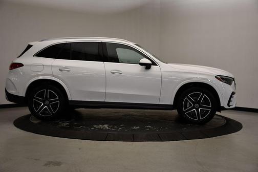 2025 Mercedes-Benz GLC 350e Base