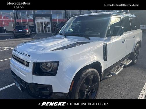 2023 Land Rover Defender 130 X-Dynamic SE