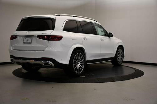 2026 Mercedes-Benz GLS 580 4MATIC