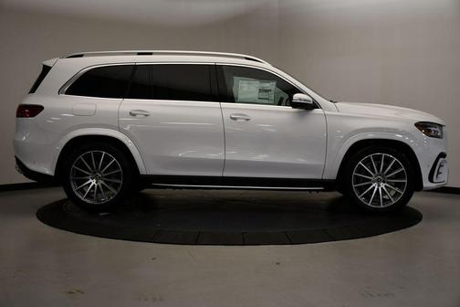 2026 Mercedes-Benz GLS 580 4MATIC