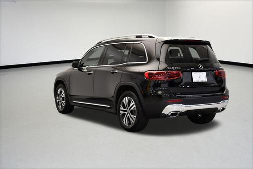 2026 Mercedes-Benz GLB 250 4MATIC